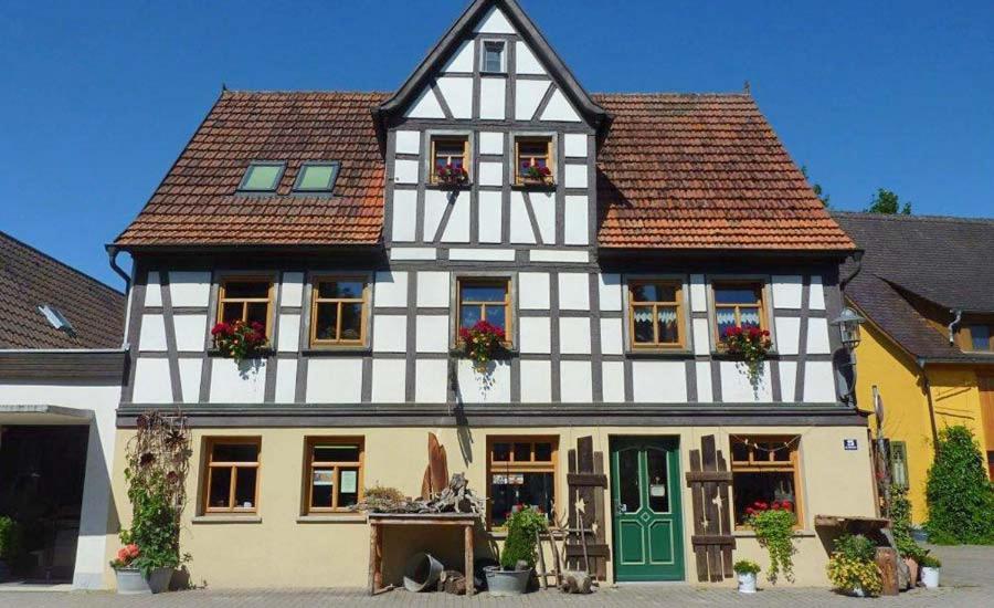 Graefin Von Paris - Mit Saunanutzung * Burgbernheim